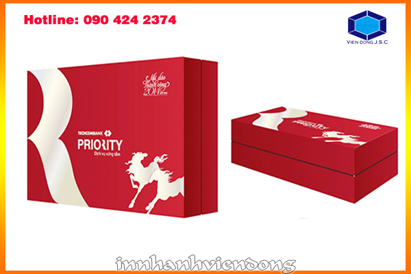 Print new year’s packaging gift box